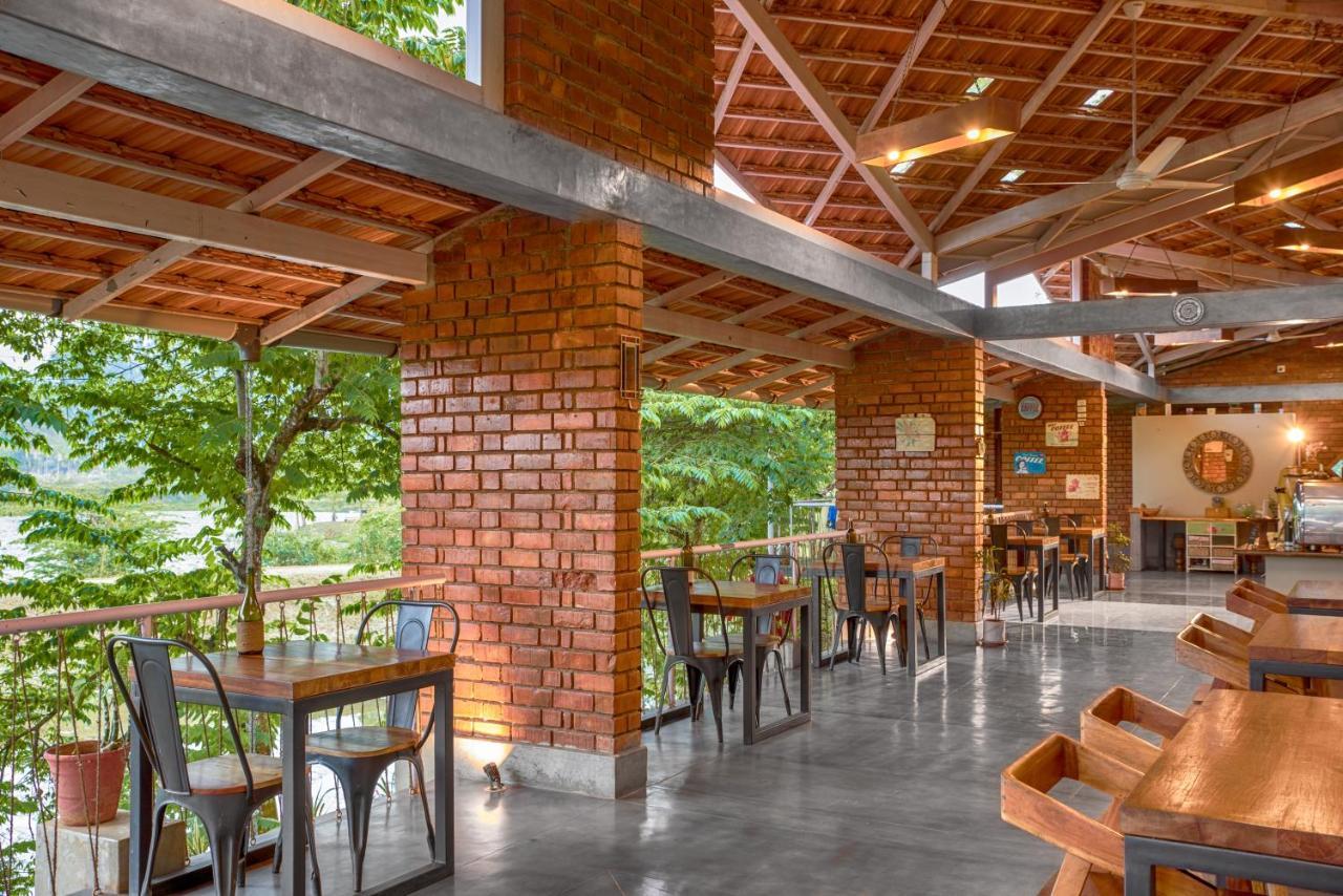 Estate Stay - Riverside Coffee Siddāpur Exterior photo